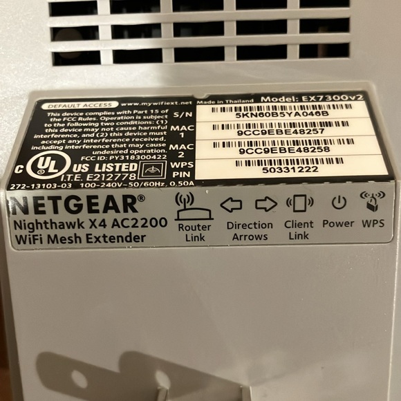 Nighthawk® X4 Dual-band WiFi Mesh Extender, 2.2Gbps, Wall-plug, Internal Antenna - Picture 3 of 4